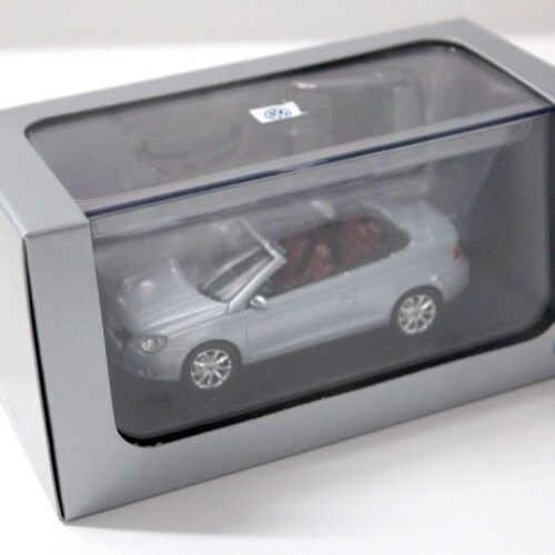 1:43 Norev VW EOS Cabriolet silver DEALER VERSION