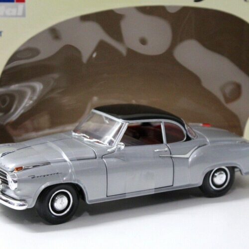1:18 Revell Borgward Isabella Coupe silver/ black roof