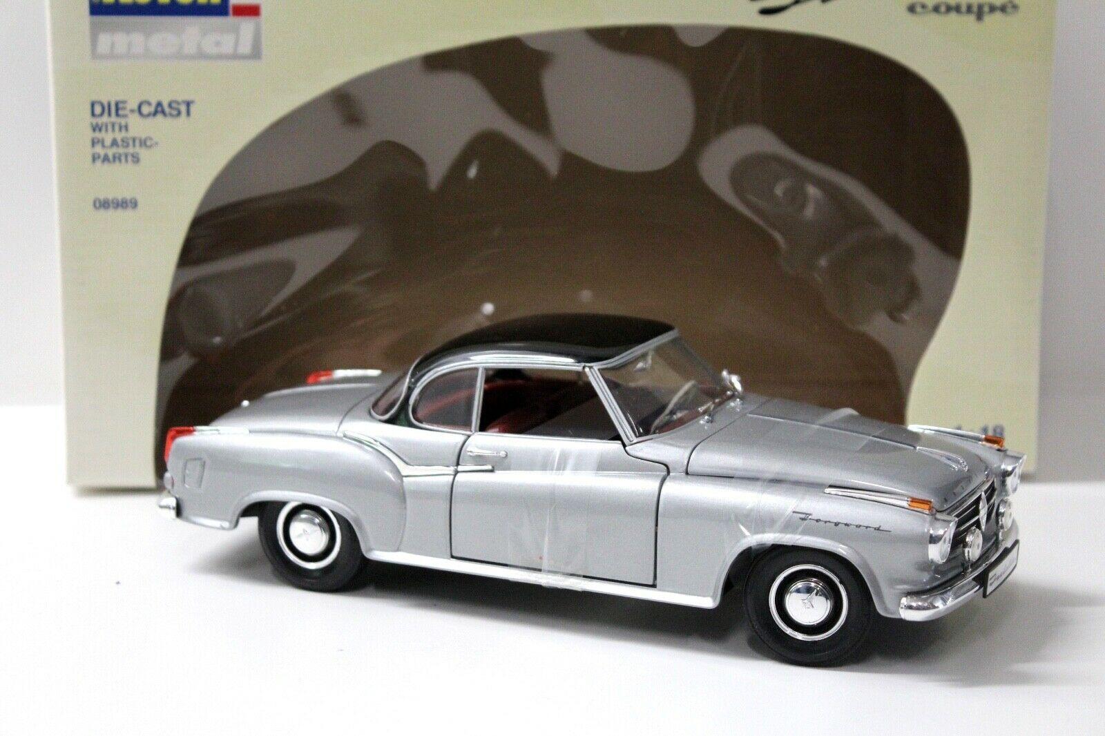 1:18 Revell Borgward Isabella Coupe silver/ black roof