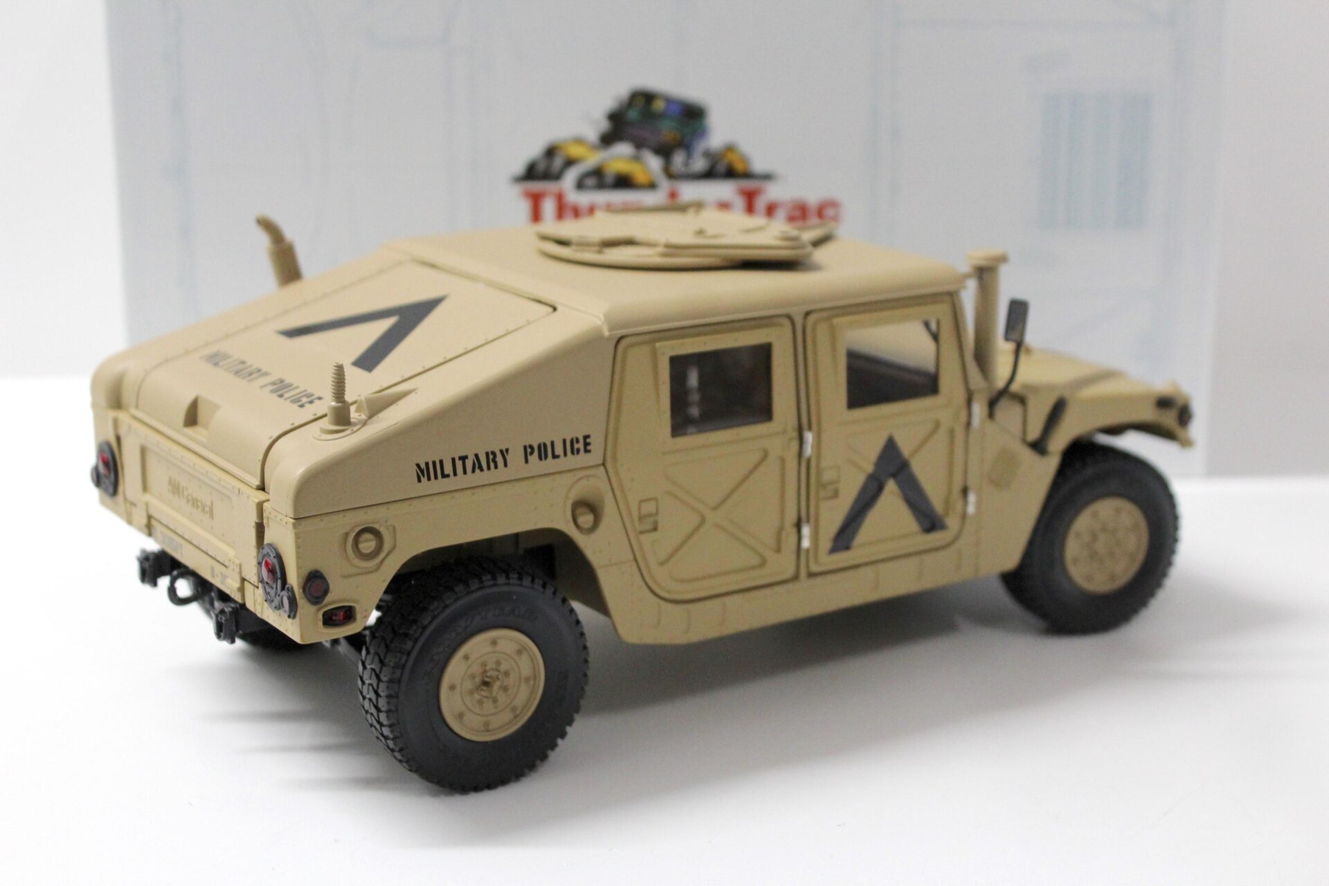 1:18 Exoto 1995 AM General Hummer Humvee Thunder Trac Military Police