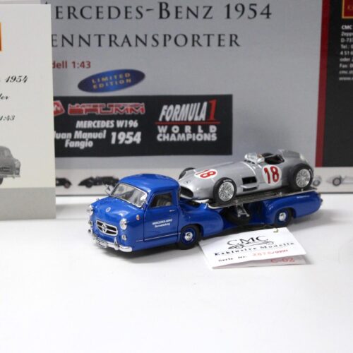 1:43 CMC Mercedes Renntransporter 1954 mit Brumm W196 Juan Fangio