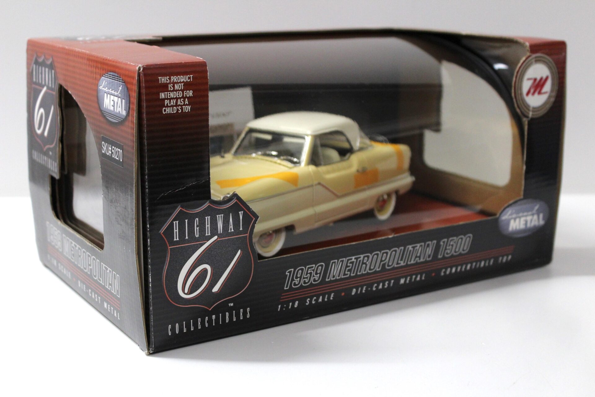 1:18 Highway61 1959 Metropolitan Nash 1500 Coupe yellow/ white