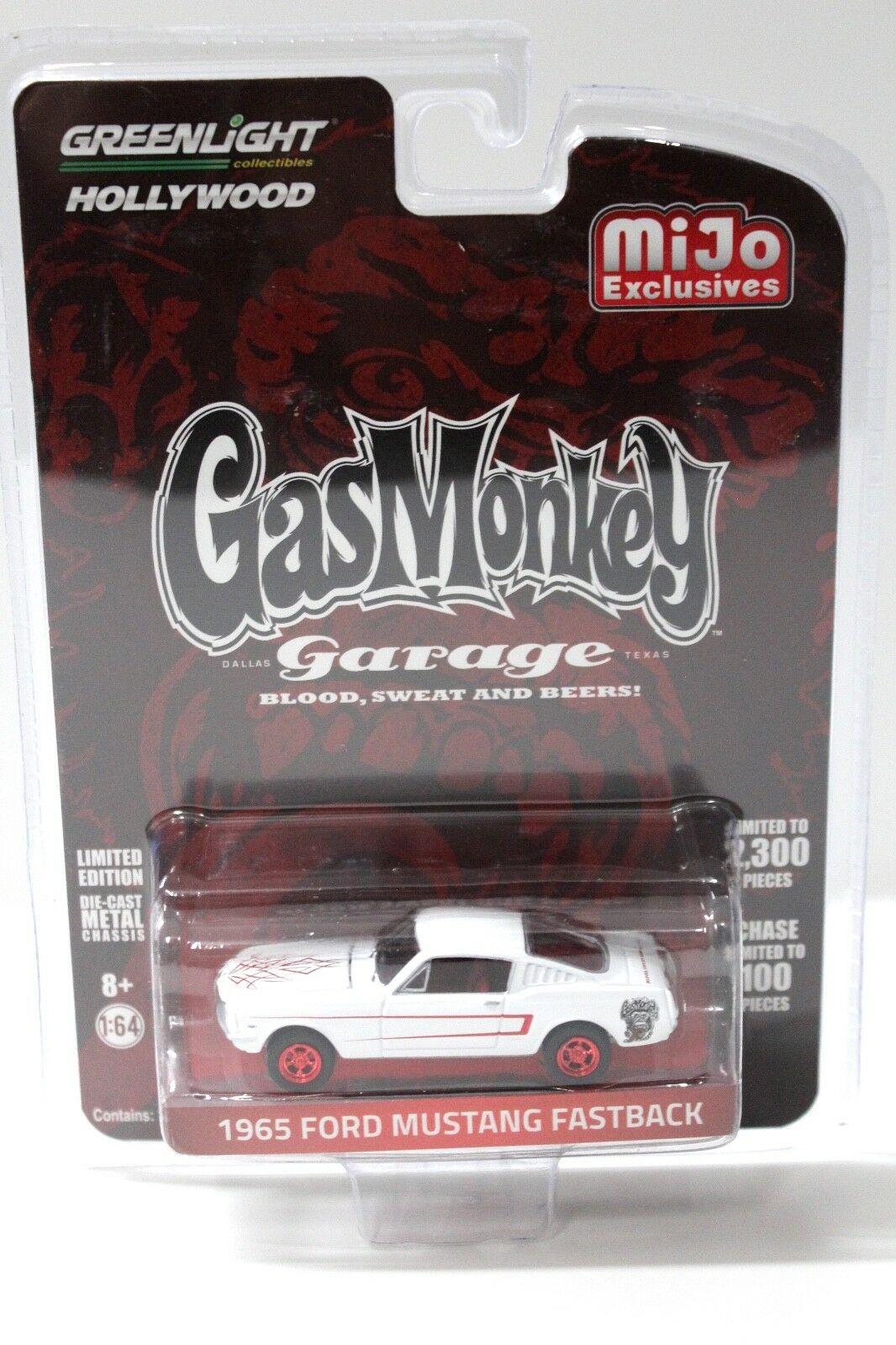 1:64 Greenlight Ford Mustang Fastback white GAS MONKEY