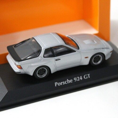 1:43 Minichamps Porsche 924 Carrera GT silver