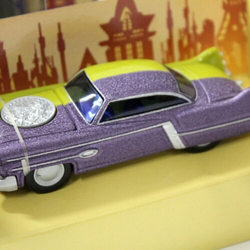 1:43 Corgi 1950Â´s DC Comics TWO-Face Car Batman