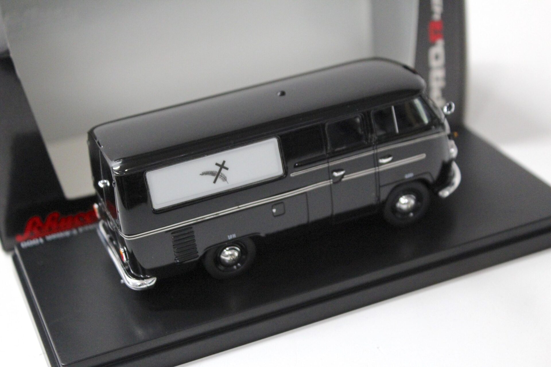 1:43 Schuco PRO.R43 VW Volkswagen T1 Bestattungswagen black