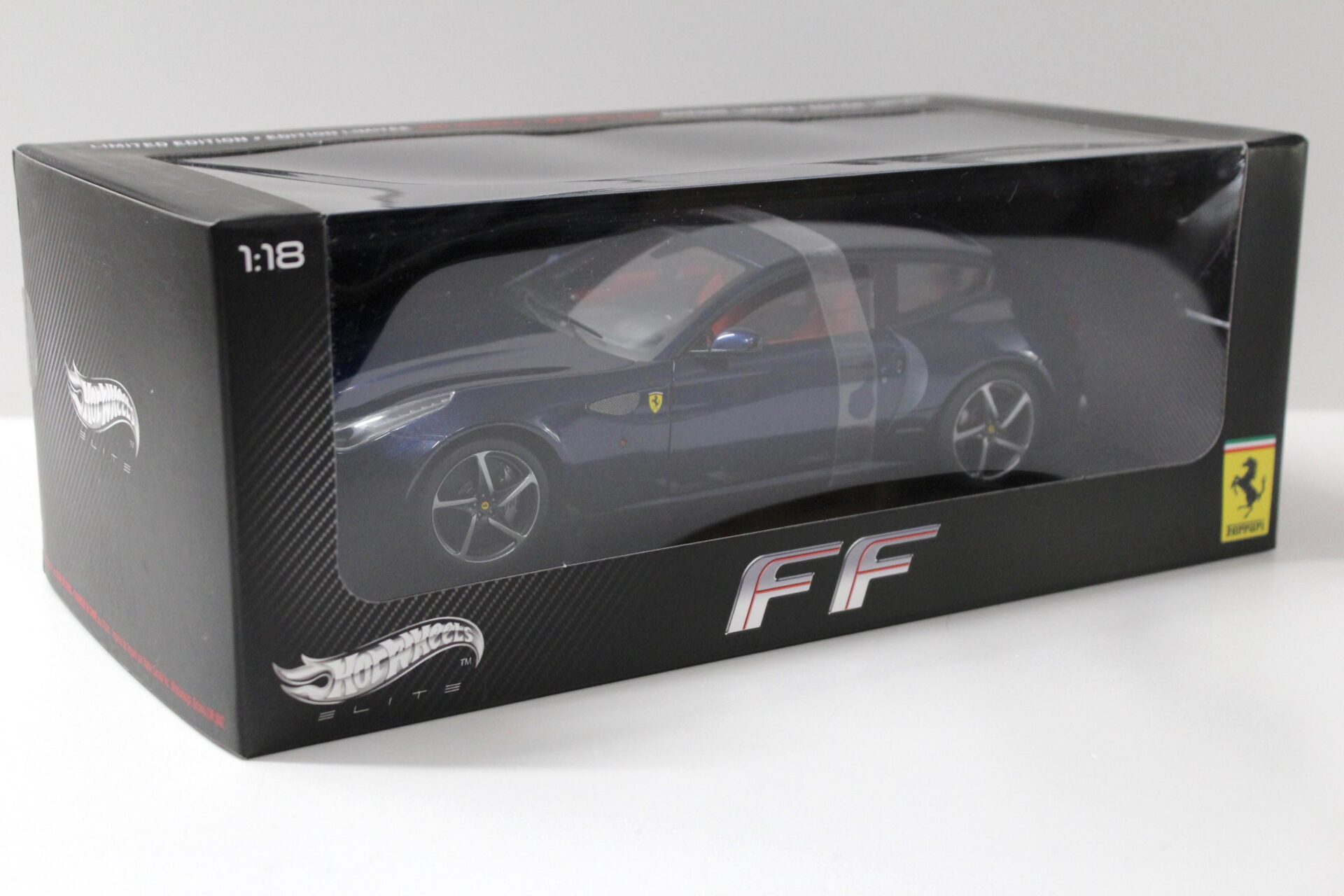 1:18 Hot Wheels Elite Ferrari FF dark blue – Premium-Modelcars