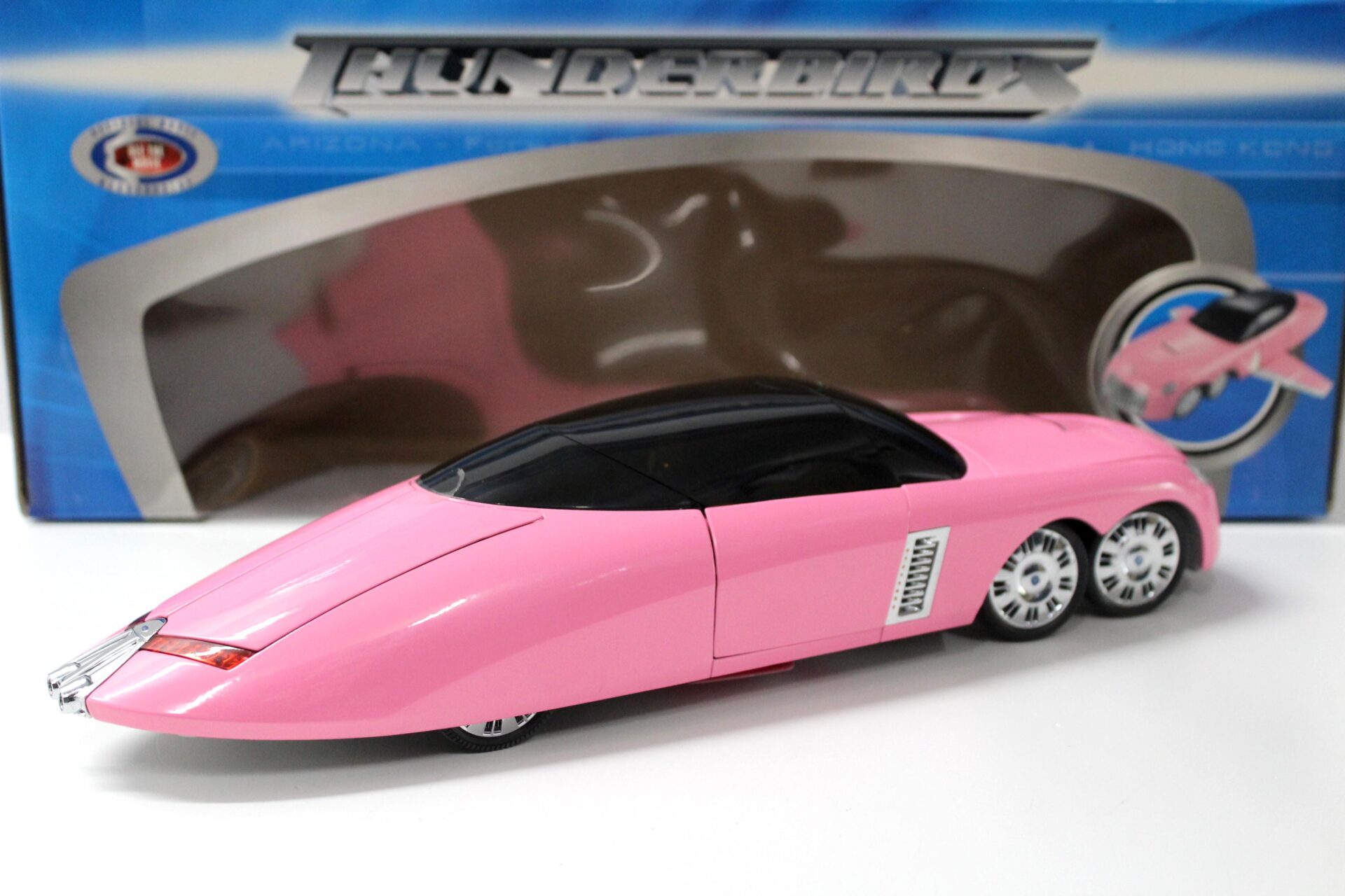 1:18 Sun Star Ford Thunderbirds FAB1 Lady Penelope pink