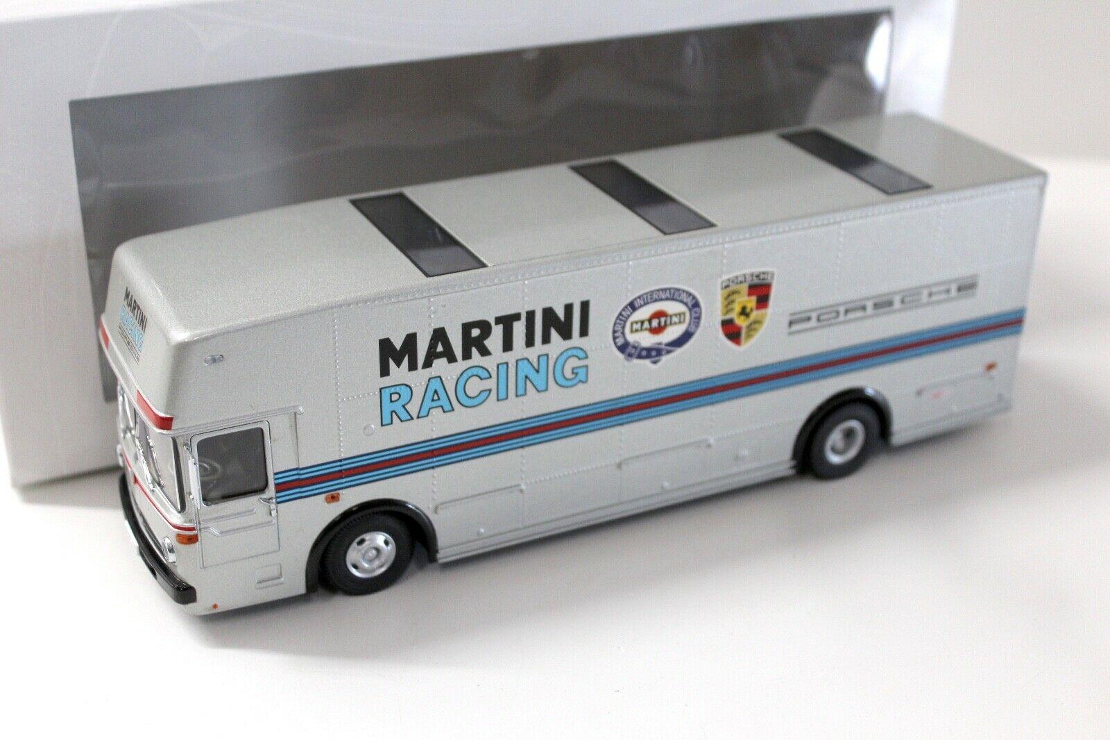 1:43 Premium ClassiXXs Mercedes O317 Porsche Renntransporter "MARTINI RACING"