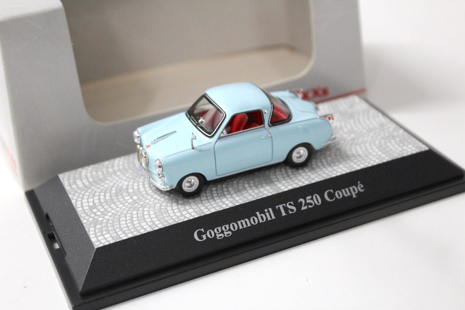 1:43 Premium ClassiXXs Goggomobil TS 250 Coupe light blue