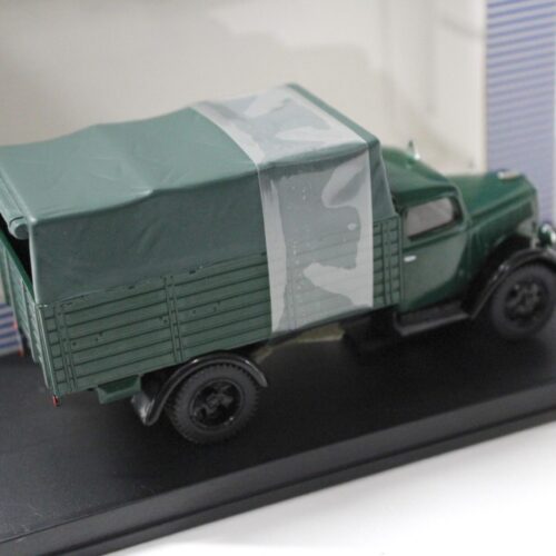 1:43 City Opel Blitz 3.5t Cargo Pritsche mit Plane dark green