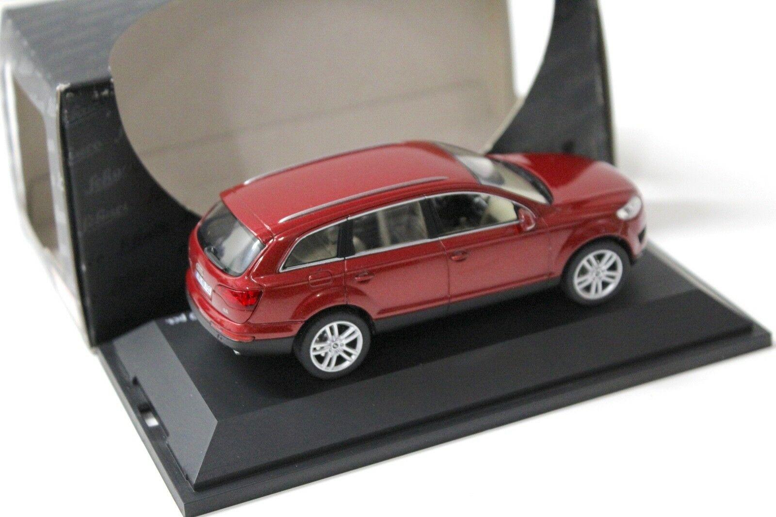1:43 Schuco Audi Q7 granada red