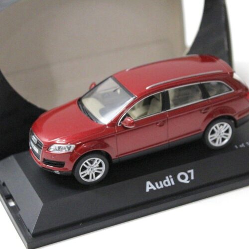 1:43 Schuco Audi Q7 granada red
