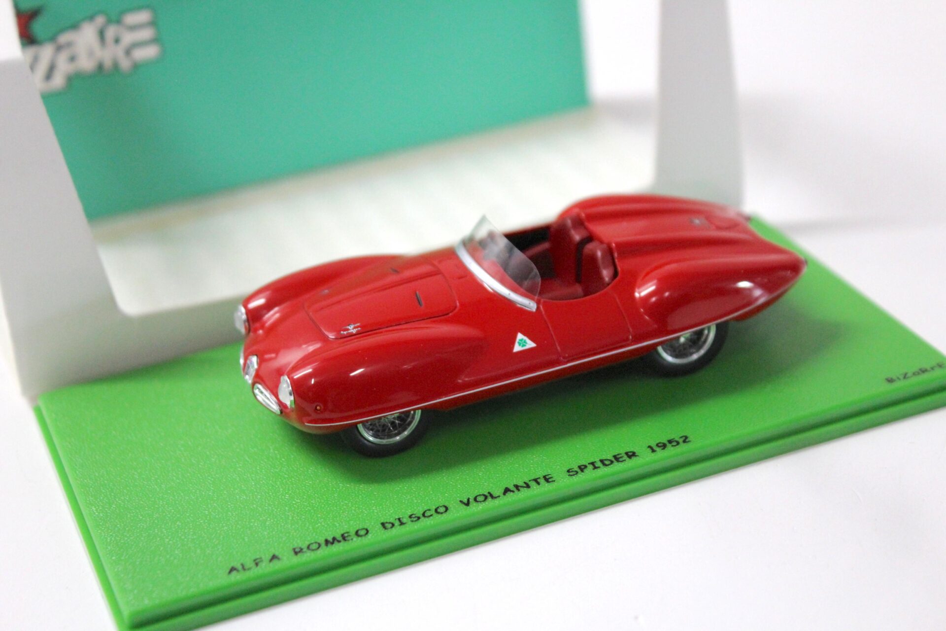 1:43 Spark Bizarre Alfa Romeo Disco Volante Spider 1952 red
