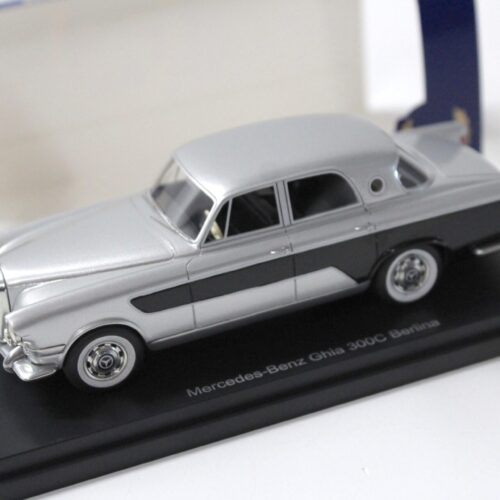 1:43 BOS Mercedes Ghia 300C Berlina silver/ black