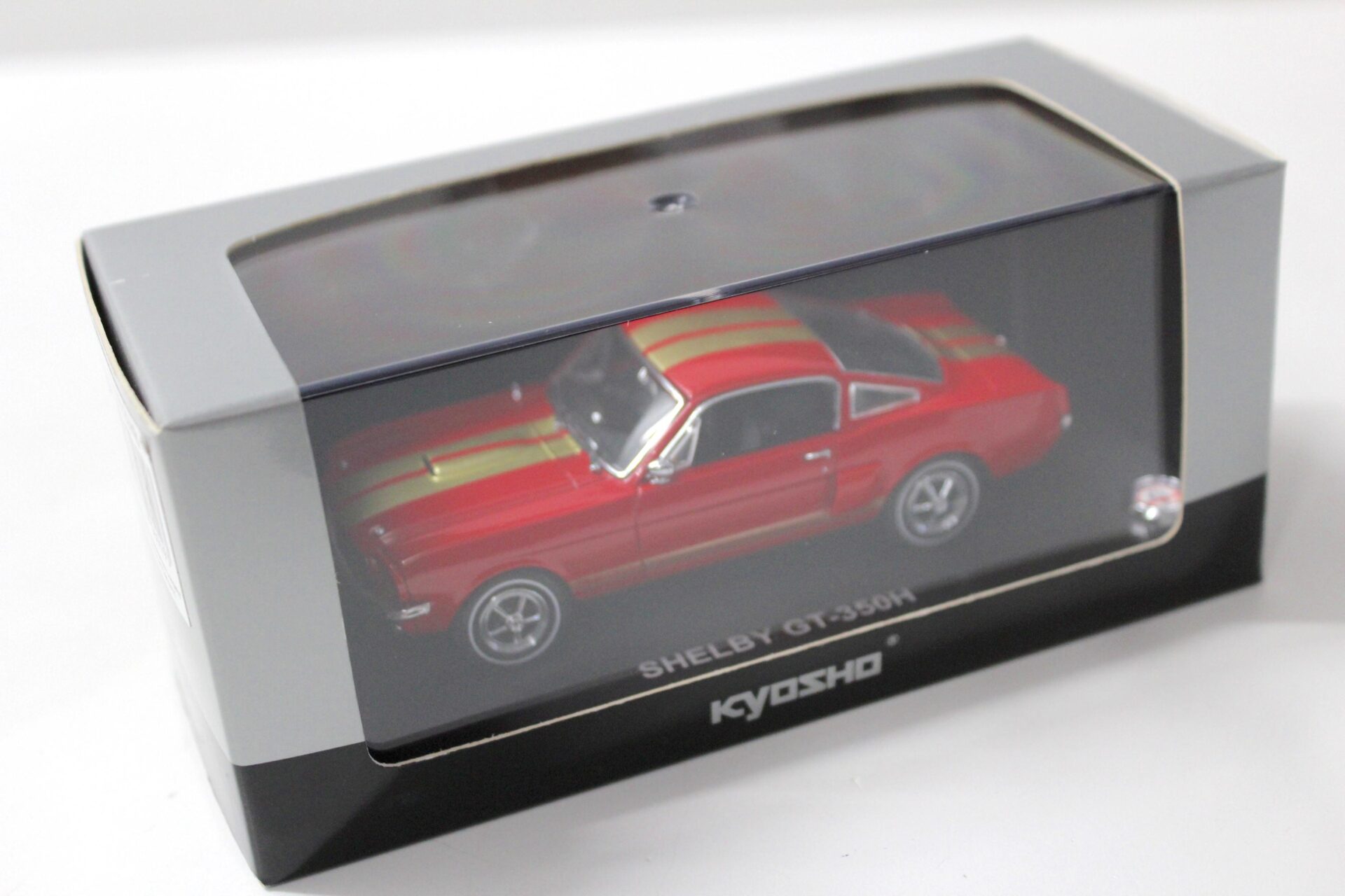 1:43 Kyosho Shelby GT-350H red/ gold stripes