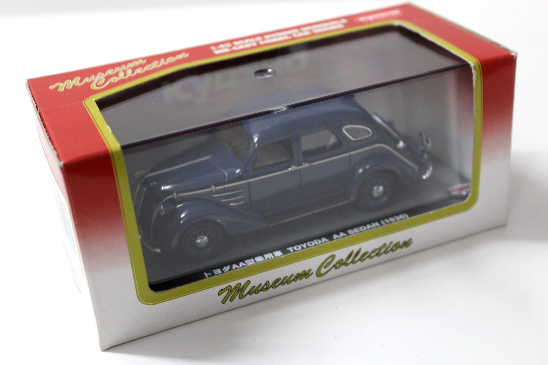 1:43 Kyosho Toyota AA Sedan 1936 blue