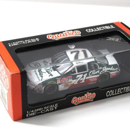 1:43 Quartzo Chevrolet Monte Carlo *The Olive Garden* #71