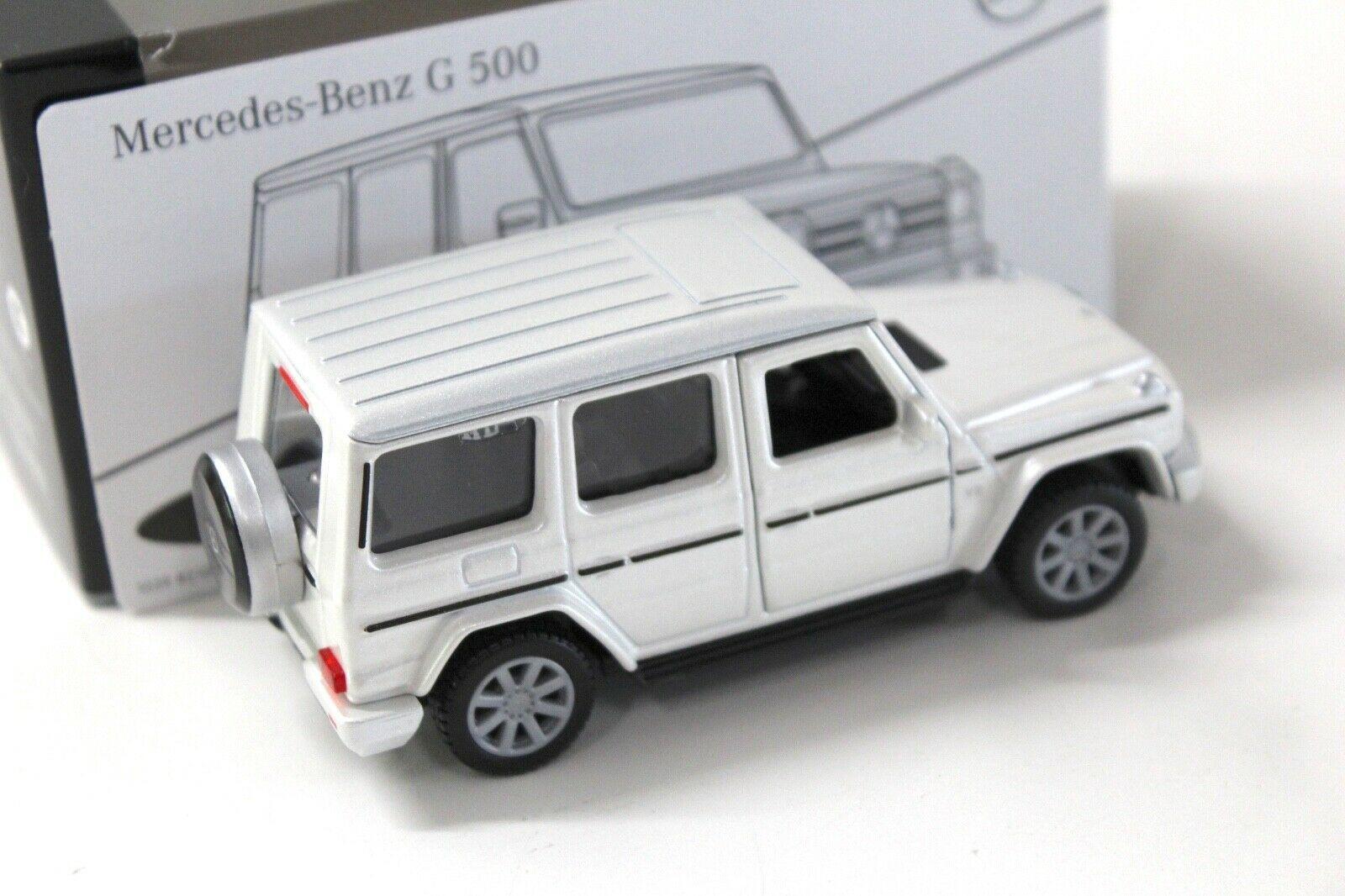 1:43 Maisto Mercedes G500 W463 Pullback white DEALER VERSION