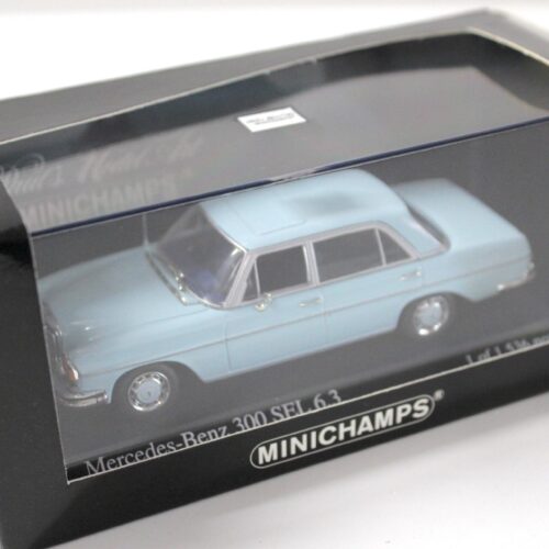 1:43 Minichamps Mercedes 300 SEL 6.3 Limousine Aqua blue 1968