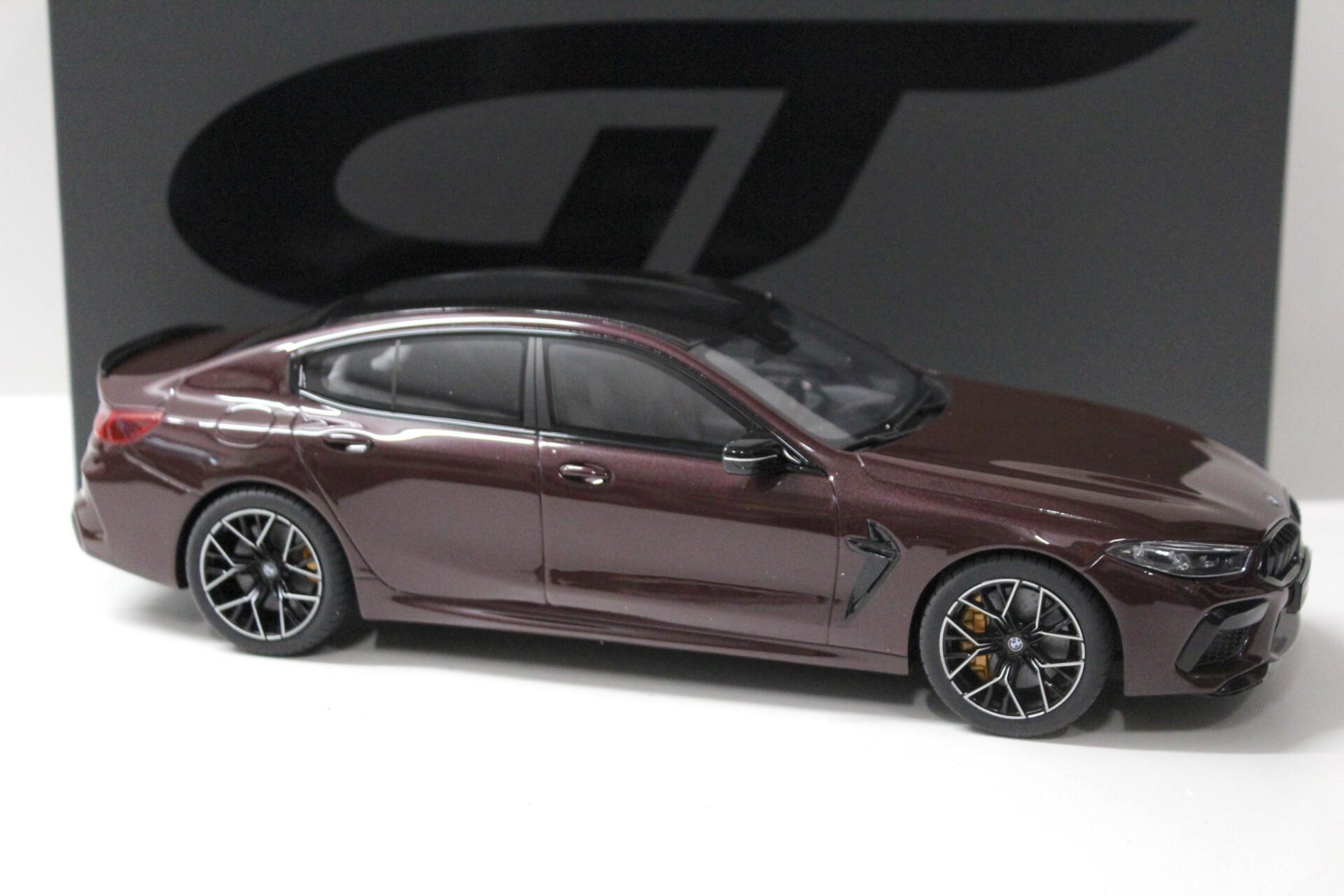 1:18 GT Spirit GT285 BMW M8 Gran Coupe ametrin-metallic 2020