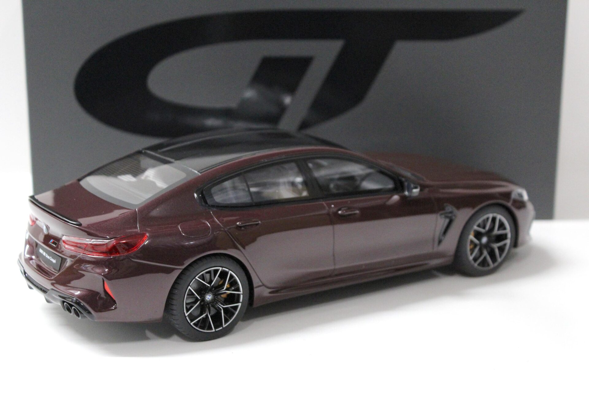 1:18 GT Spirit GT285 BMW M8 Gran Coupe ametrin-metallic 2020