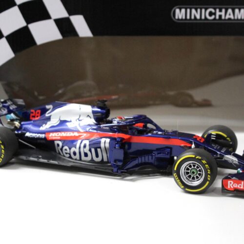1:18 Minichamps Red Bull F1 SCUDERIA Toro Rosso Honda STR13 Hartley 2018