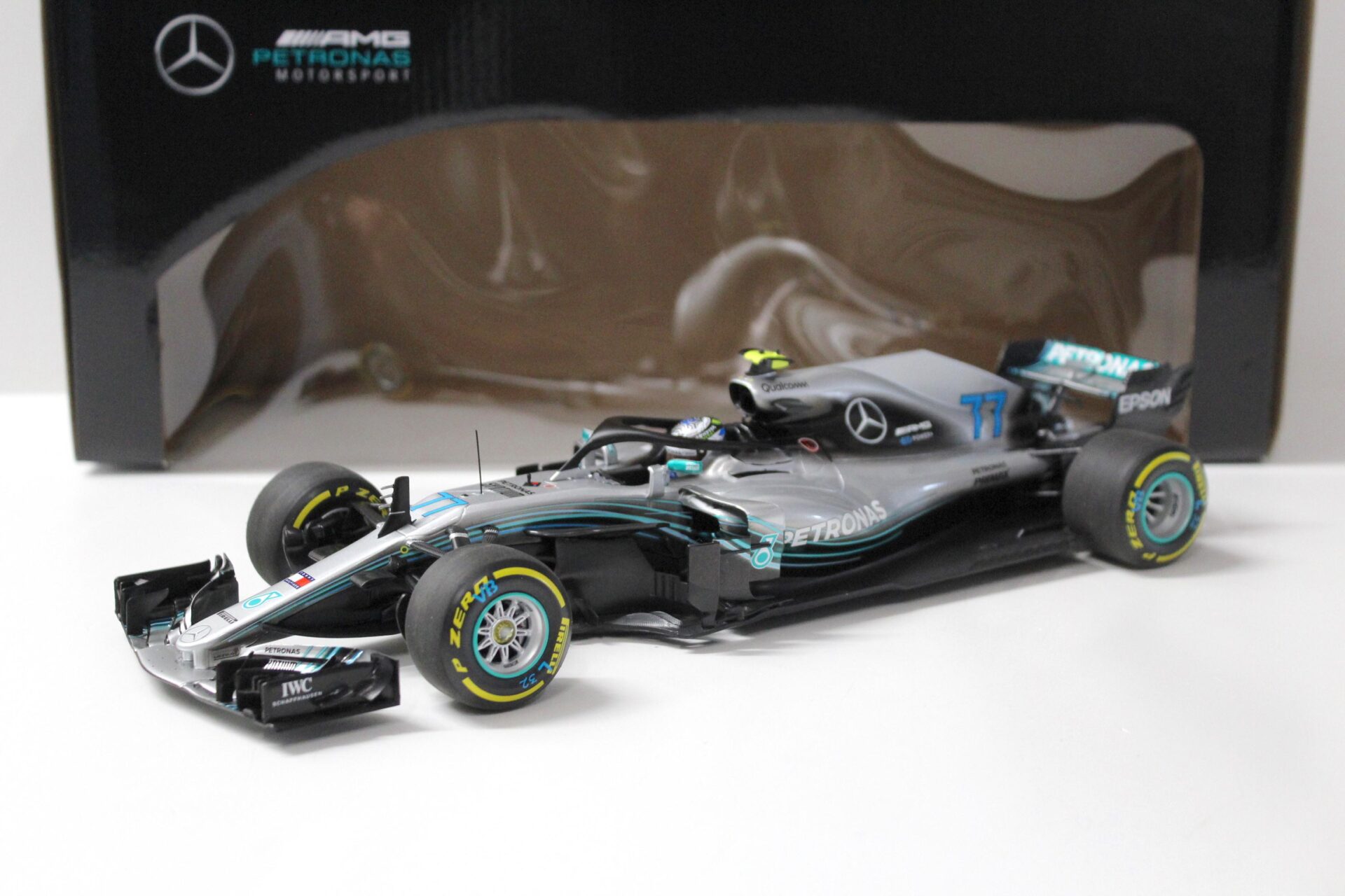 1:18 Minichamps Mercedes AMG Petronas Team F1 W09 EQ Power+ Bottas 2018