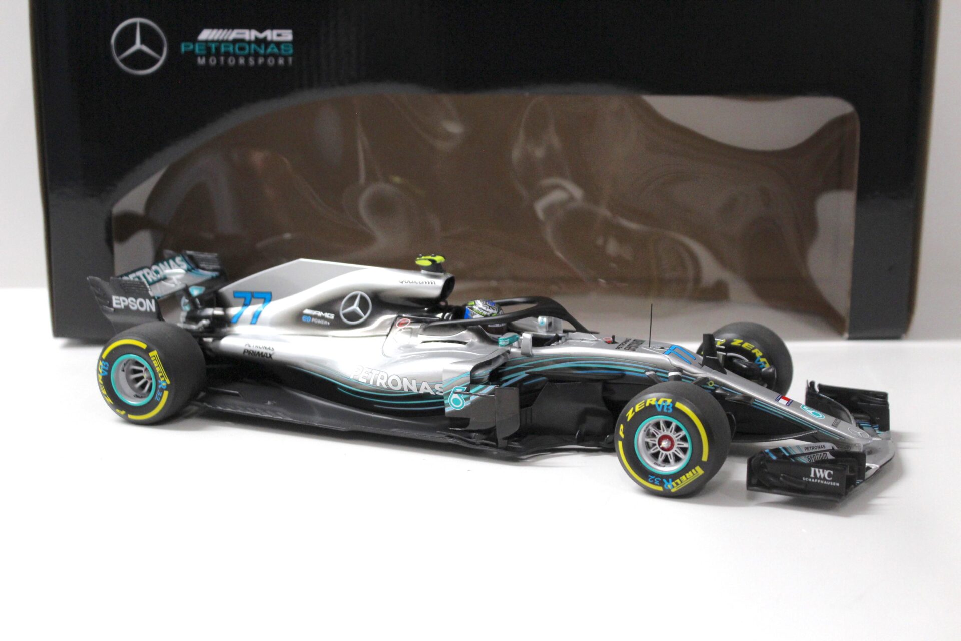 1:18 Minichamps Mercedes AMG Petronas Team F1 W09 EQ Power+ Bottas 2018