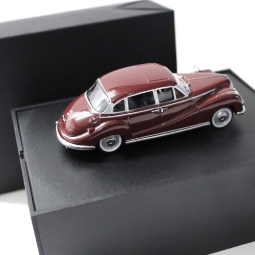 1:43 Minichamps BMW 502 V8 Limousine dark red DEALER VERSION