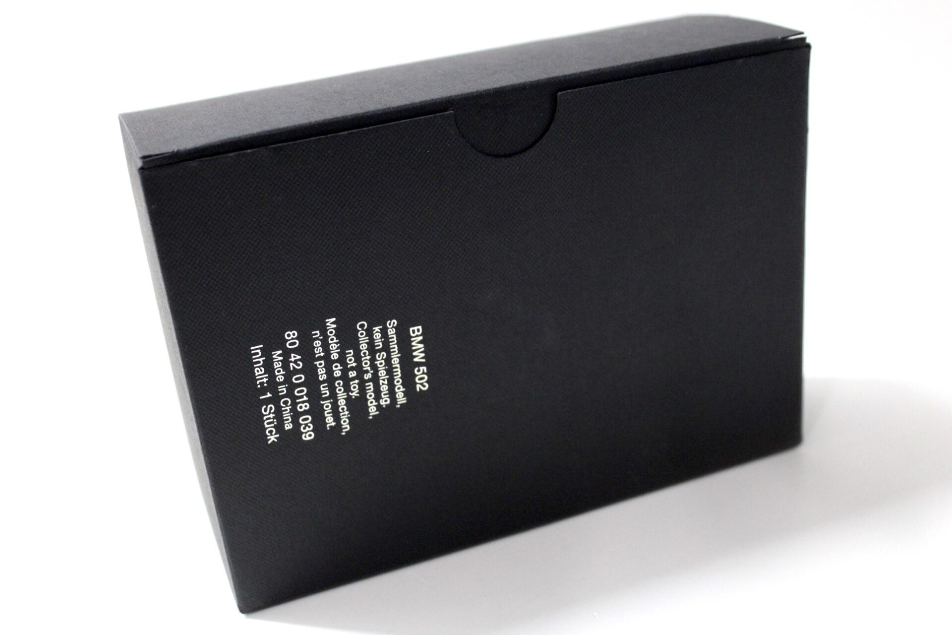 1:43 Minichamps BMW 502 V8 Limousine dark red DEALER VERSION