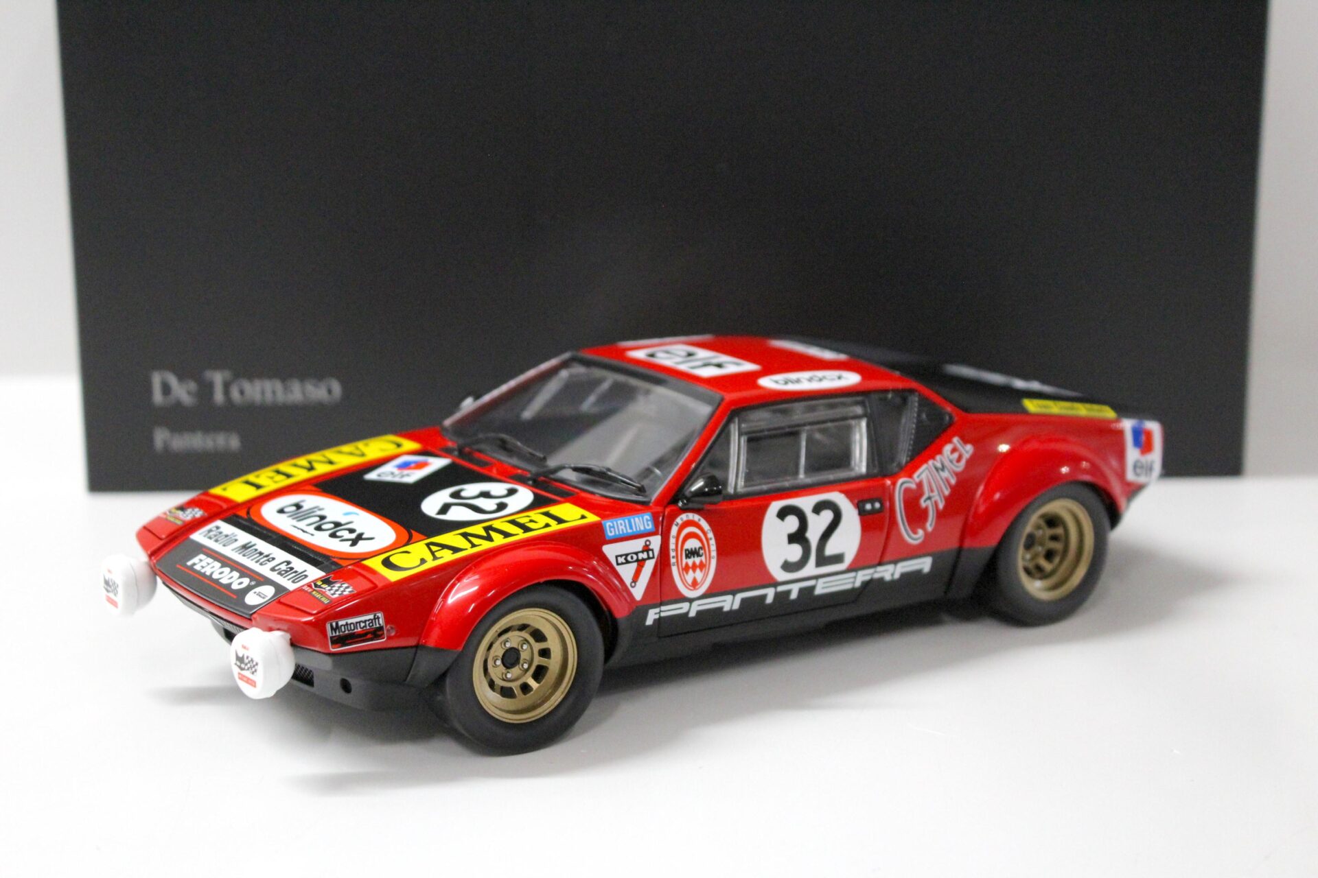 1:18 Kyosho De Tomaso Pantera 1972 Le Mans #32 red/ black