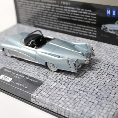 1:43 Minichamps Buick Le Sabre Concept Car 1951 light blue