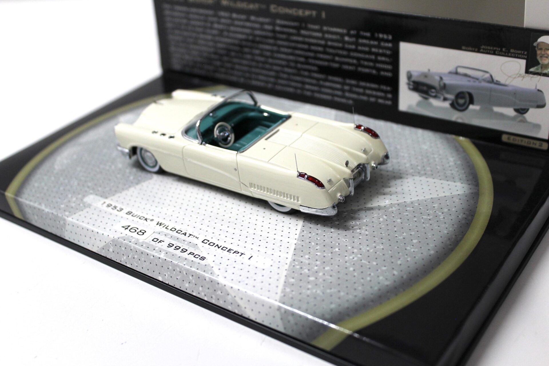 1:43 Minichamps 1953 Buick Wildcat Concept I white Bortz Auto