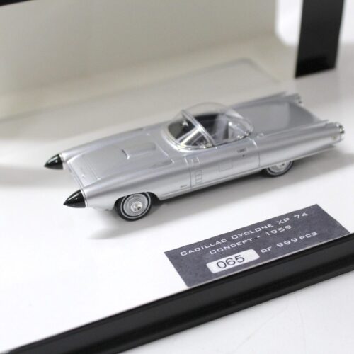 1:43 Minichamps Cadillac Cyclone XP 74 Concept Car 1959 silver