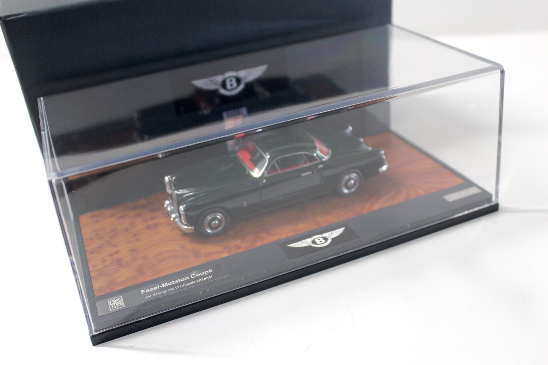 1:43 Matrix Facel Metalon Coupe on Bentley Mk VI Chassis 1951 green