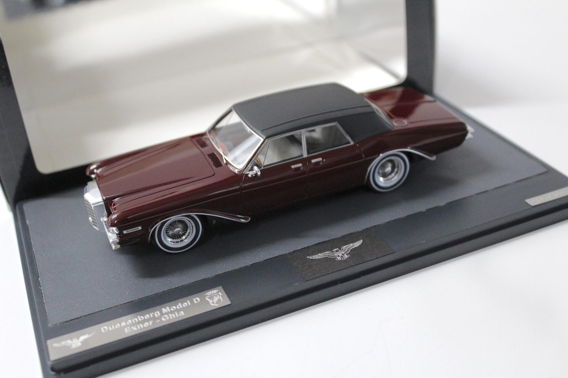 ID 49111 orig.jpg 1:43 Matrix Duesenberg Model D Exner Ghia 1966 maroon/ black