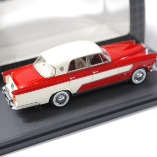 1:43 Matrix 1956 Mercedes Ghia 300C Berlina red/ white