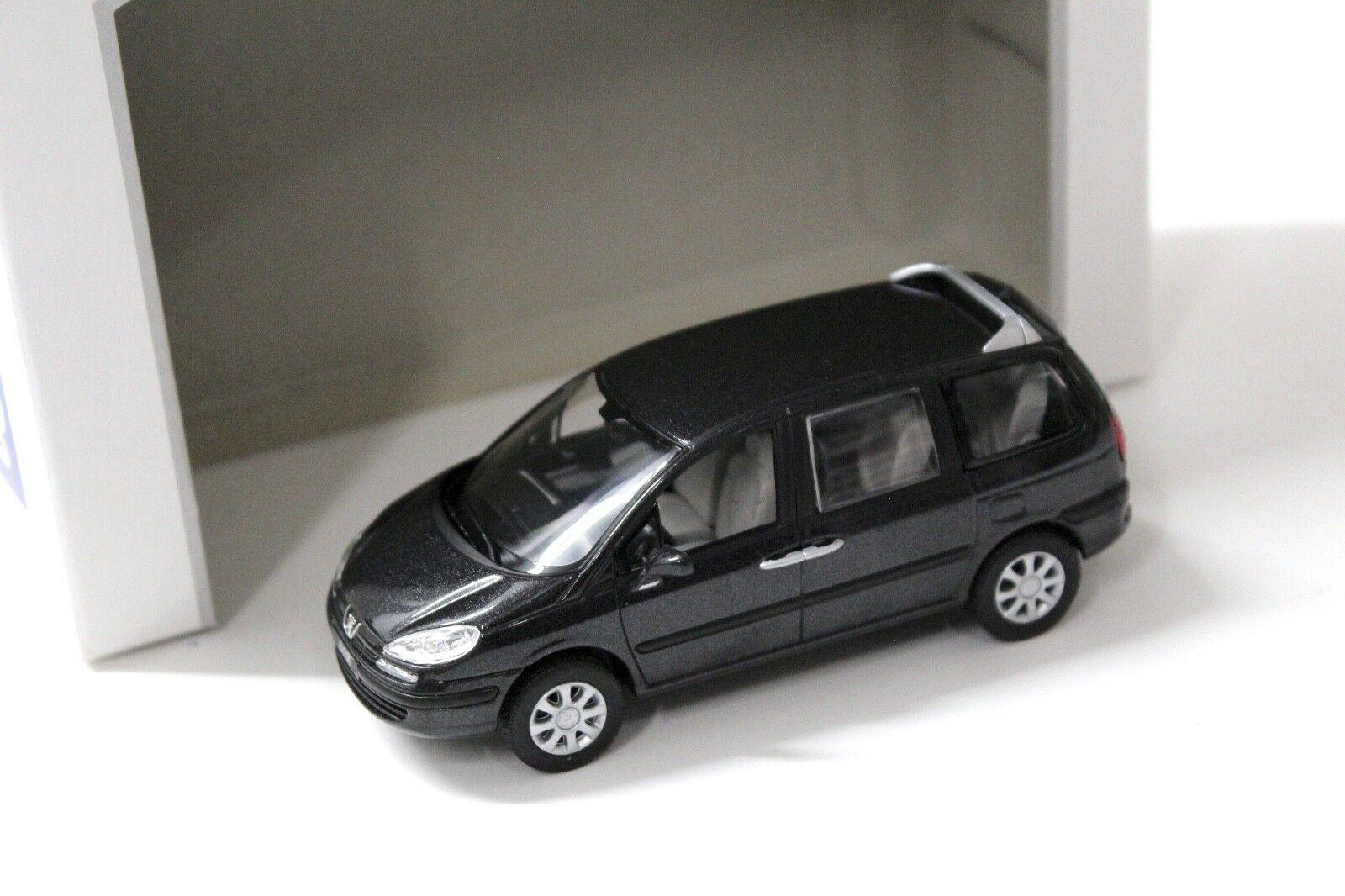 1:43 Norev Peugeot 807 grey/black DEALER VERSION
