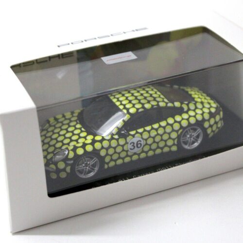 1:43 Spark Porsche 911 (991) Carrera SHOWTIME DEALER VERSION