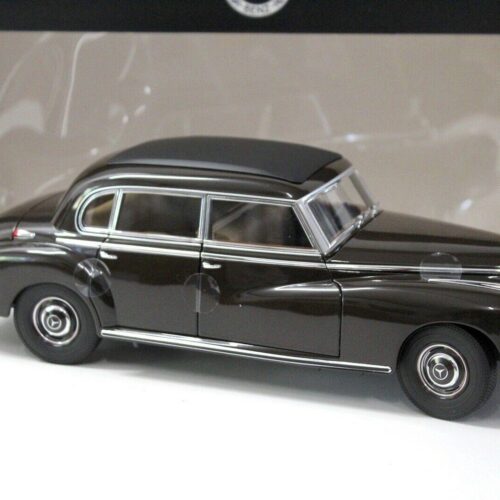 1:18 Norev Mercedes 300 Tabak brown DEALER VERSION
