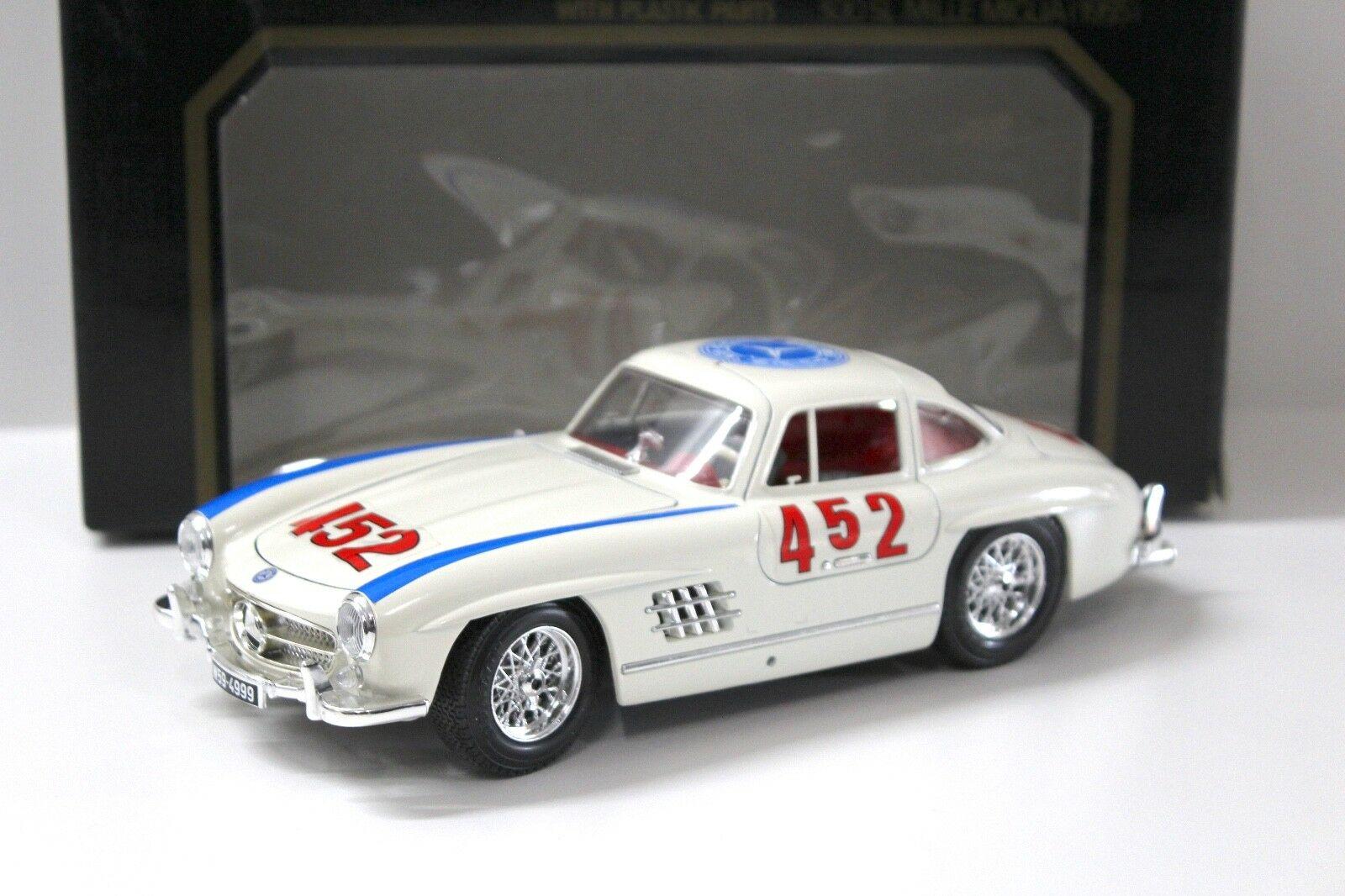 1:18 Bburago Mercedes 300SL Mille Miglia #452 white