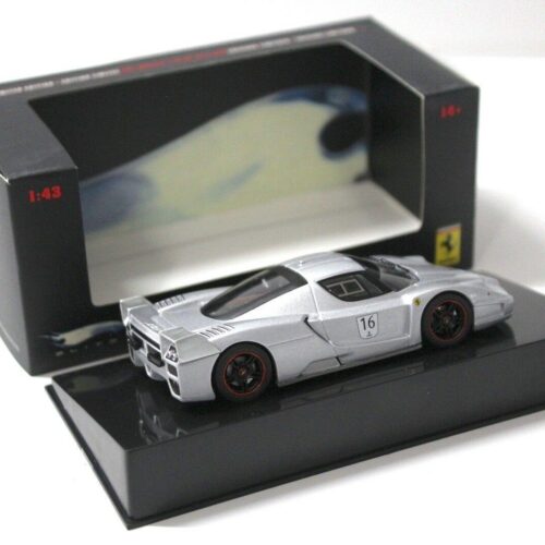 1:43 Hot Wheels Elite Ferrari FXX silver #16