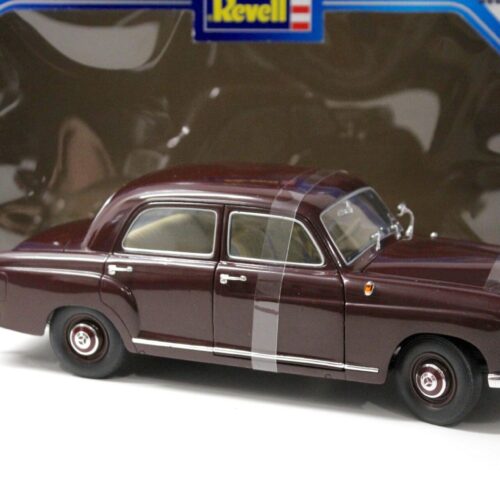 1:18 Revell Mercedes 180 "Ponton" dark red
