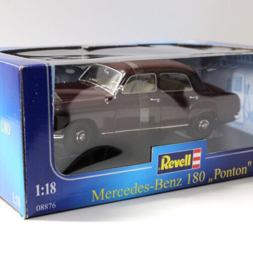 1:18 Revell Mercedes 180 "Ponton" dark red