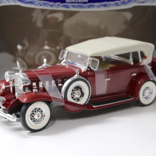 1:18 Anson 1932 Cadillac Sport Phaeton dark red/ beige roof