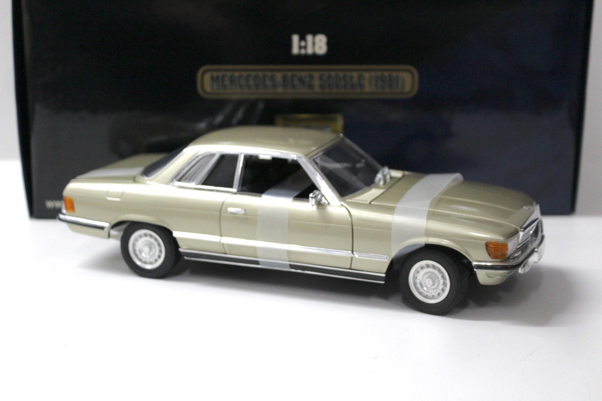 1:18 Ricko Mercedes 500SLC Coupe 1981 gold metallic