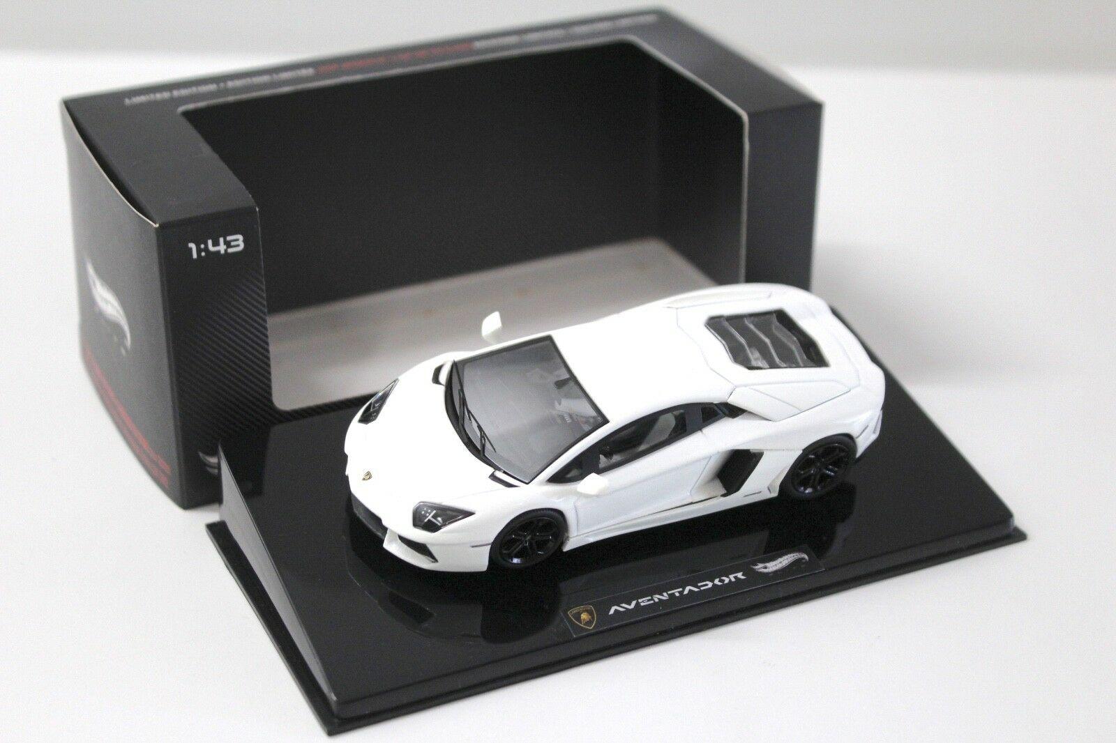 1:43 Hot Wheels Elite Lamborghini Aventador white