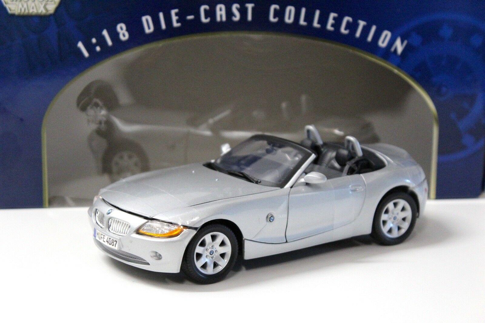 ID 49601 orig.jpg 1:18 MotorMax BMW Z4 E85 Roadster silver