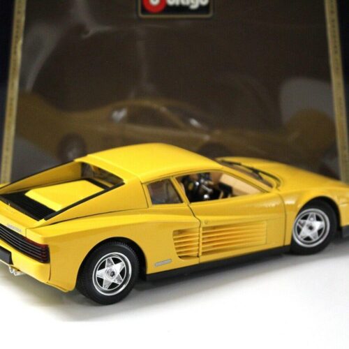1:18 Bburago Ferrari Testarossa 1984 yellow
